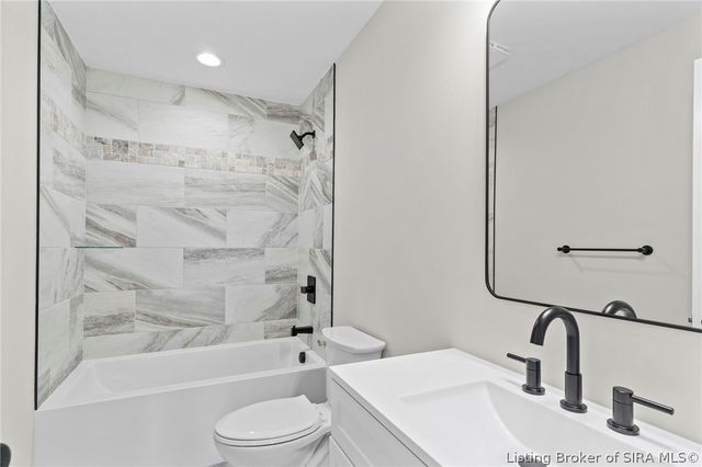 152 Williamson Drive, Hanover, IN 47243