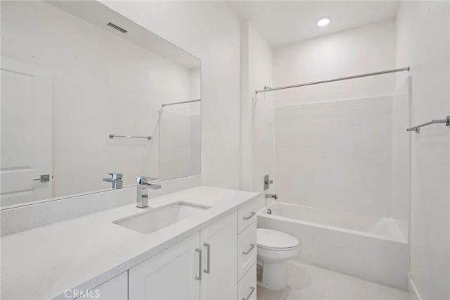 1675 Coral Sea Lane, San Pedro, CA 90731