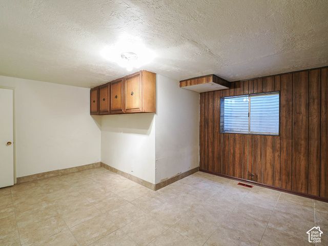 3765 HONEYCUT RD, Salt Lake City, UT 84106