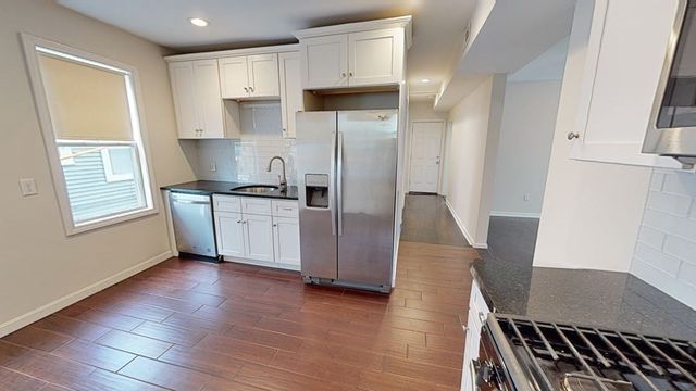 15 Bayside Street 2, Boston, MA 02125