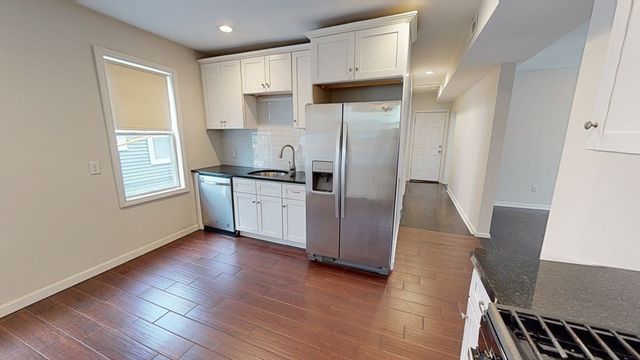 15 Bayside Street 2, Boston, MA 02125