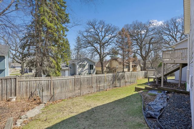 2242 Jennifer Lane, North Saint Paul, MN 55109