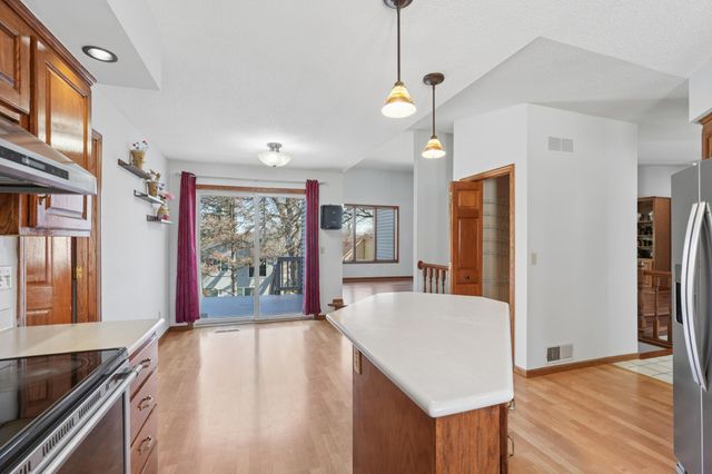 2242 Jennifer Lane, North Saint Paul, MN 55109