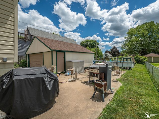 857 Plum Street, Wyandotte, MI 48192