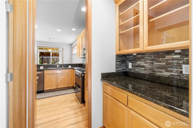 2115 143 Place SW, Lynnwood, WA 98087