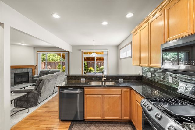 2115 143 Place SW, Lynnwood, WA 98087