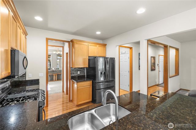 2115 143 Place SW, Lynnwood, WA 98087