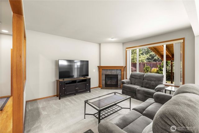 2115 143 Place SW, Lynnwood, WA 98087