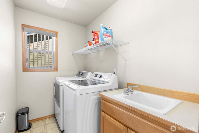 2115 143 Place SW, Lynnwood, WA 98087