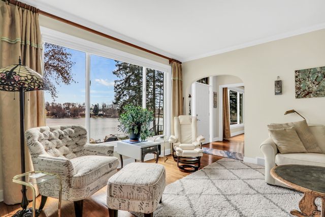 42065 N Old Lake Avenue, Antioch, IL 60002