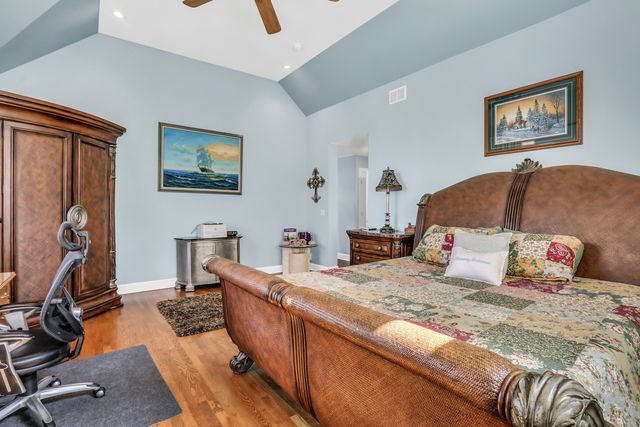 42065 N Old Lake Avenue, Antioch, IL 60002