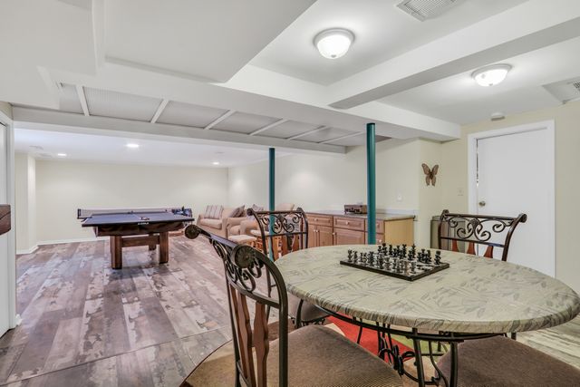 42065 N Old Lake Avenue, Antioch, IL 60002