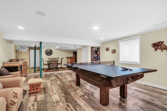 42065 N Old Lake Avenue, Antioch, IL 60002