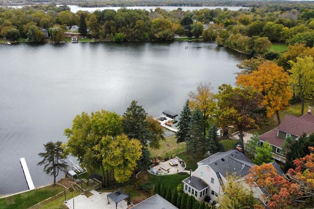 42065 N Old Lake Avenue, Antioch, IL 60002