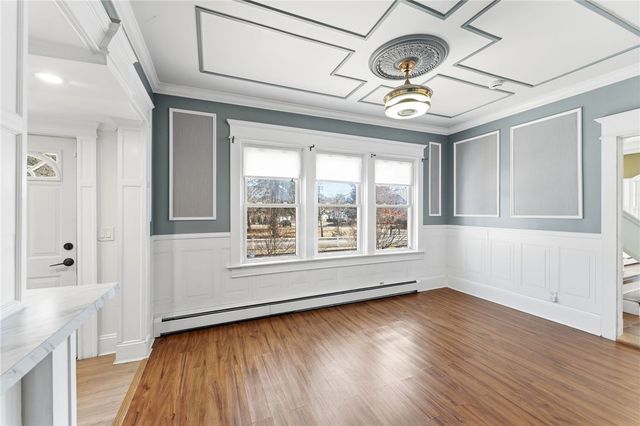 86 Wood Street, Coventry, RI 02816