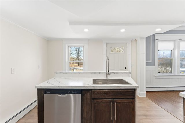 86 Wood Street, Coventry, RI 02816