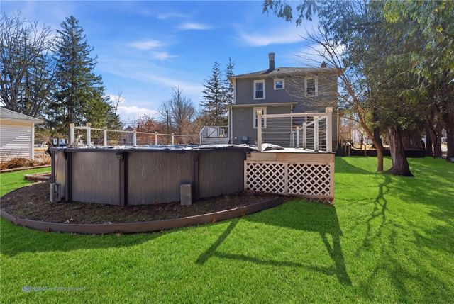 86 Wood Street, Coventry, RI 02816