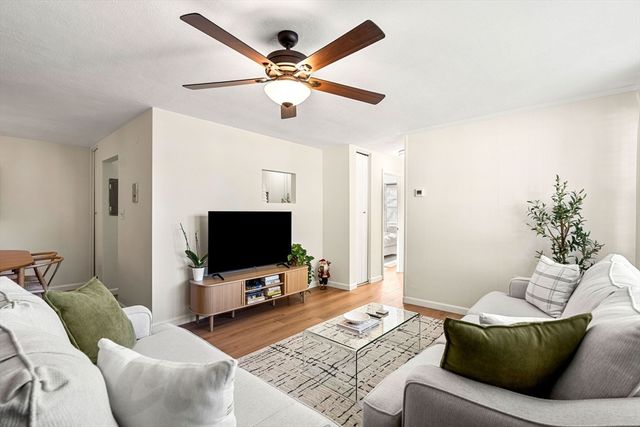 5 Woodsum Dr 12, Braintree, MA 02184