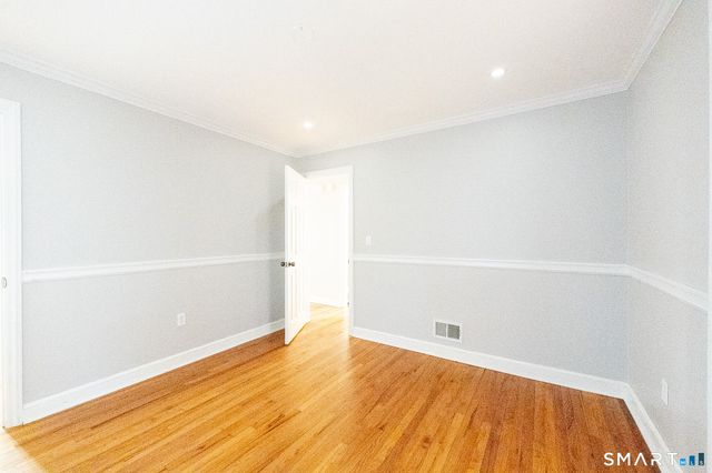 122 Oberlin Road, Hamden, CT 06514