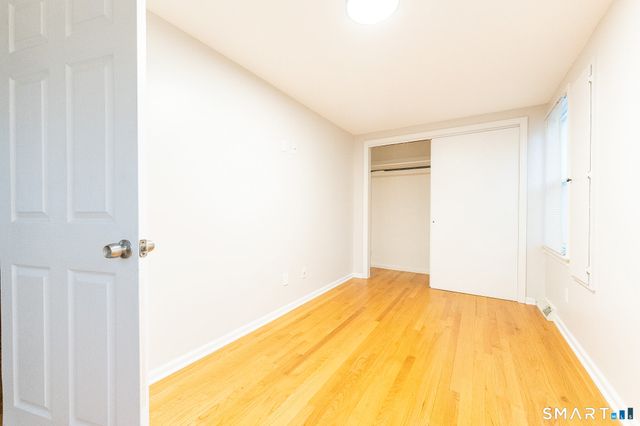 122 Oberlin Road, Hamden, CT 06514