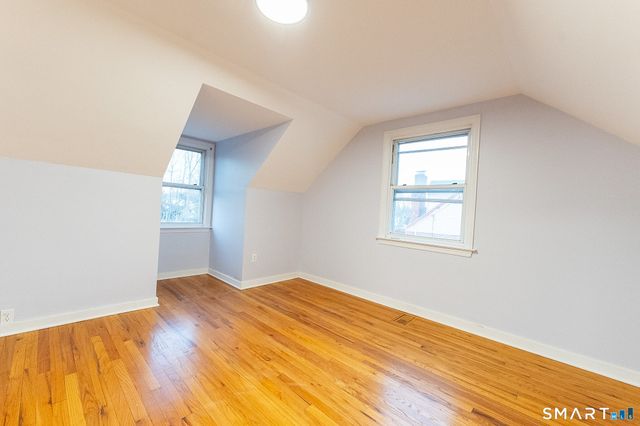 122 Oberlin Road, Hamden, CT 06514