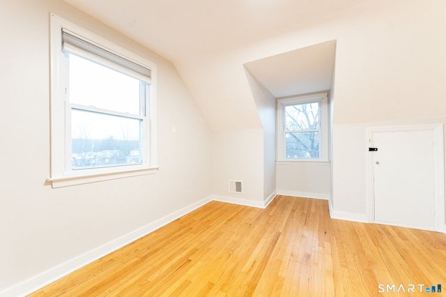 122 Oberlin Road, Hamden, CT 06514