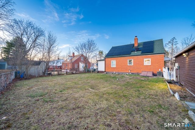 122 Oberlin Road, Hamden, CT 06514