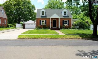 122 Oberlin Road, Hamden, CT 06514