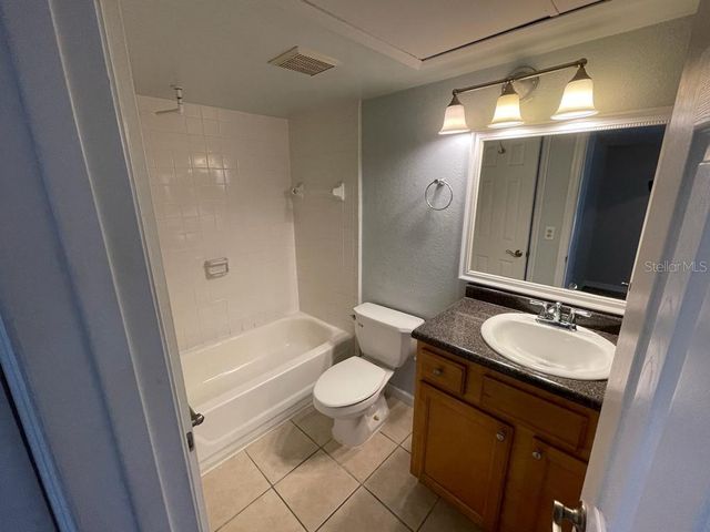 420 FORESTWAY CIRCLE 302, Altamonte Springs, FL 32701