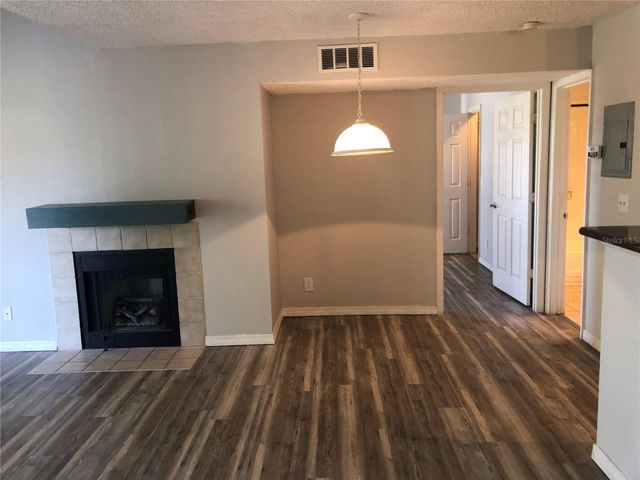 420 FORESTWAY CIRCLE 302, Altamonte Springs, FL 32701