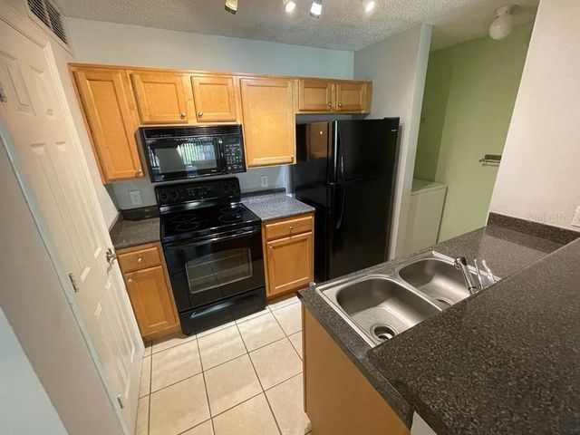 420 FORESTWAY CIRCLE 302, Altamonte Springs, FL 32701