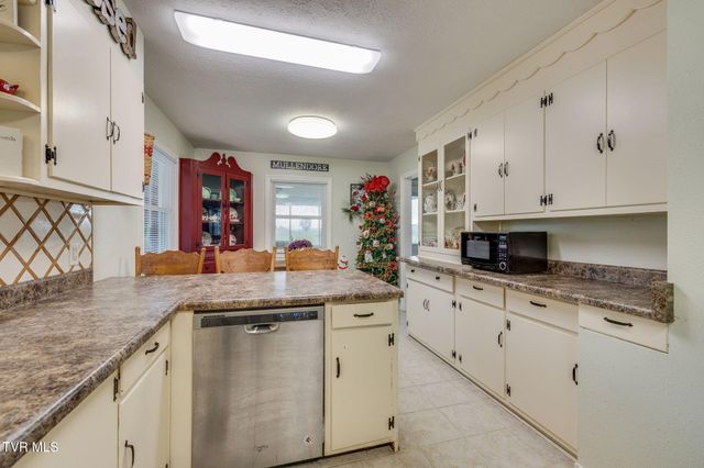 385 Sam Doak Street, Greeneville, TN 37745