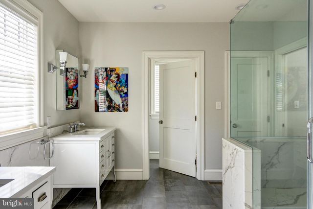 51 S HINCHMAN AVE, Haddonfield, NJ 08033