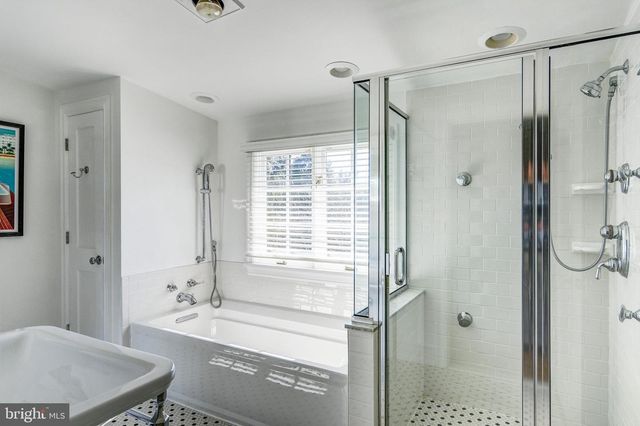 51 S HINCHMAN AVE, Haddonfield, NJ 08033