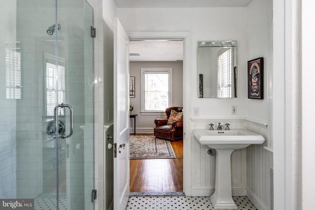 51 S HINCHMAN AVE, Haddonfield, NJ 08033