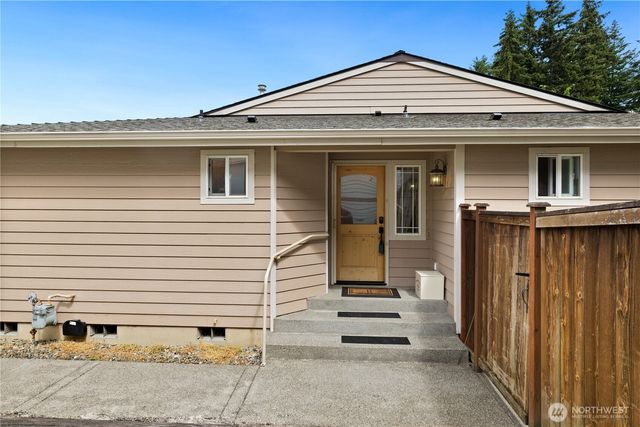 7510 110th Street E, Puyallup, WA 98373