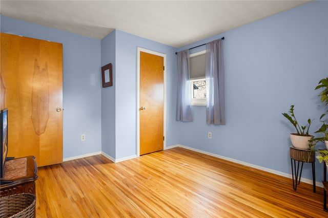 21 Netherton Road, Rochester, NY 14609