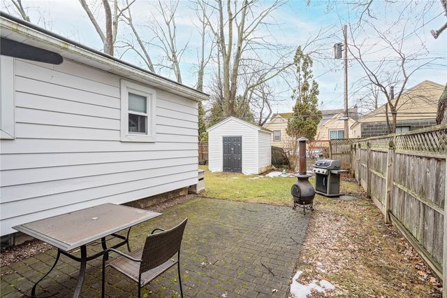 21 Netherton Road, Rochester, NY 14609