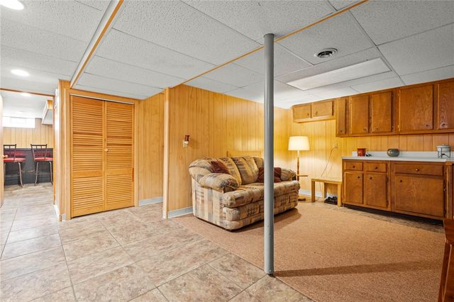 21 Netherton Road, Rochester, NY 14609