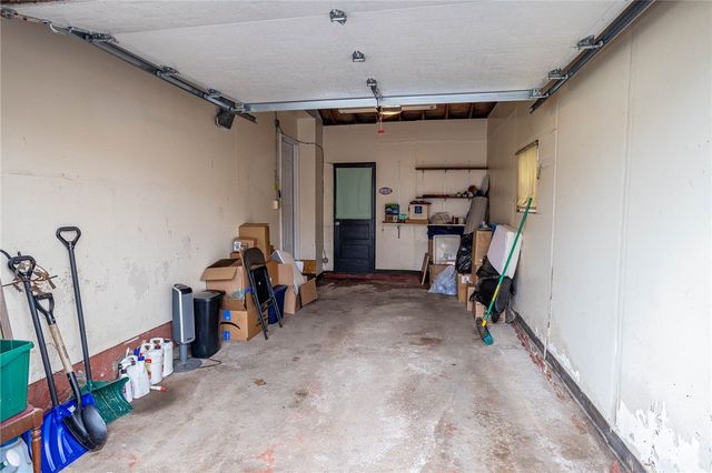 21 Netherton Road, Rochester, NY 14609