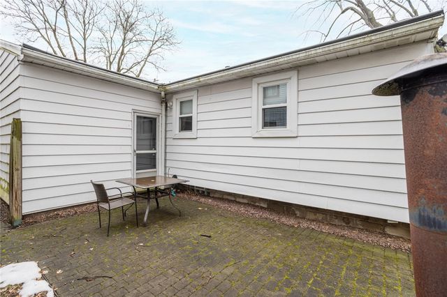 21 Netherton Road, Rochester, NY 14609