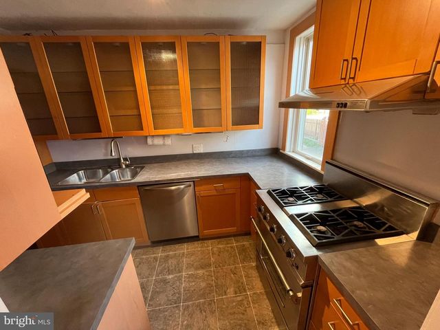 158 STONEWAY LN, Bala Cynwyd, PA 19004