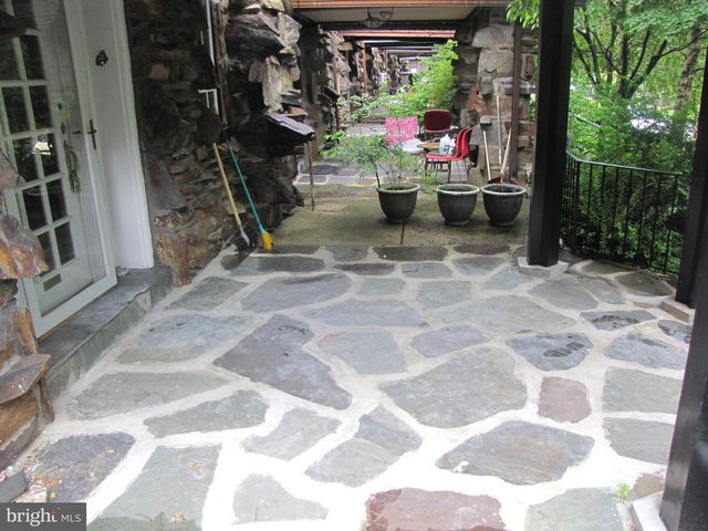 158 STONEWAY LN, Bala Cynwyd, PA 19004