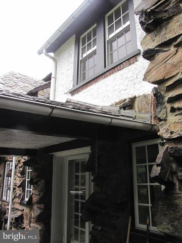 158 STONEWAY LN, Bala Cynwyd, PA 19004