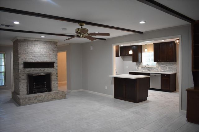 3110 Springhill Drive, Missouri City, TX 77459