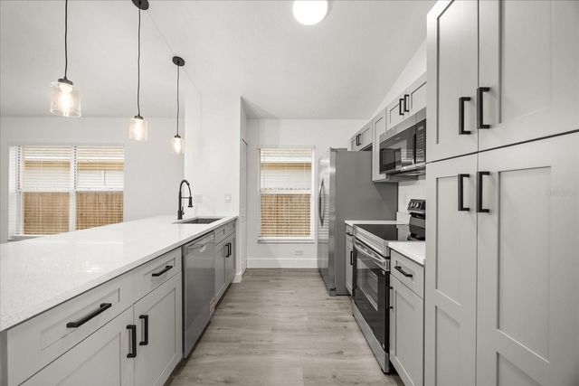 141 DOVETAIL COURT, Apopka, FL 32703