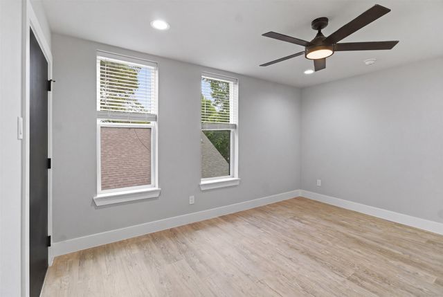 2115 N Fitzhugh Avenue 102, Dallas, TX 75204