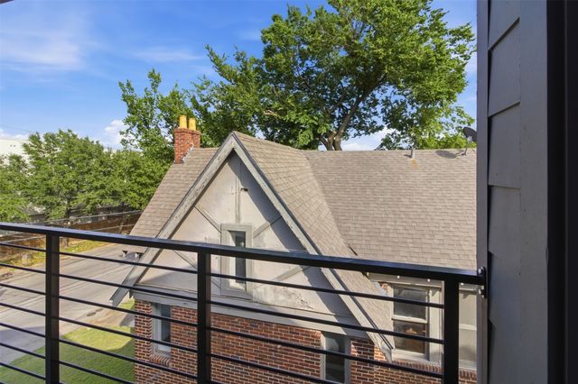 2115 N Fitzhugh Avenue 102, Dallas, TX 75204