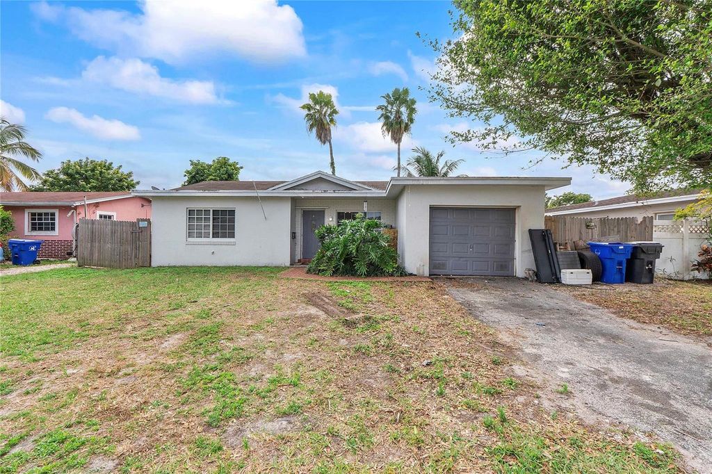 6810 Merion Court, North Lauderdale, FL 33068