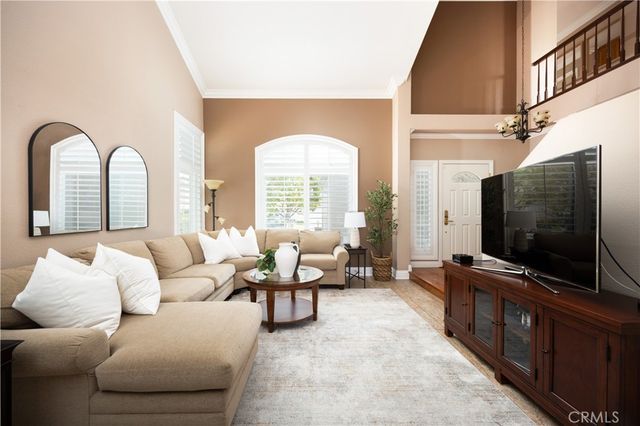 547 S Eveningsong Lane, Anaheim Hills, CA 92808